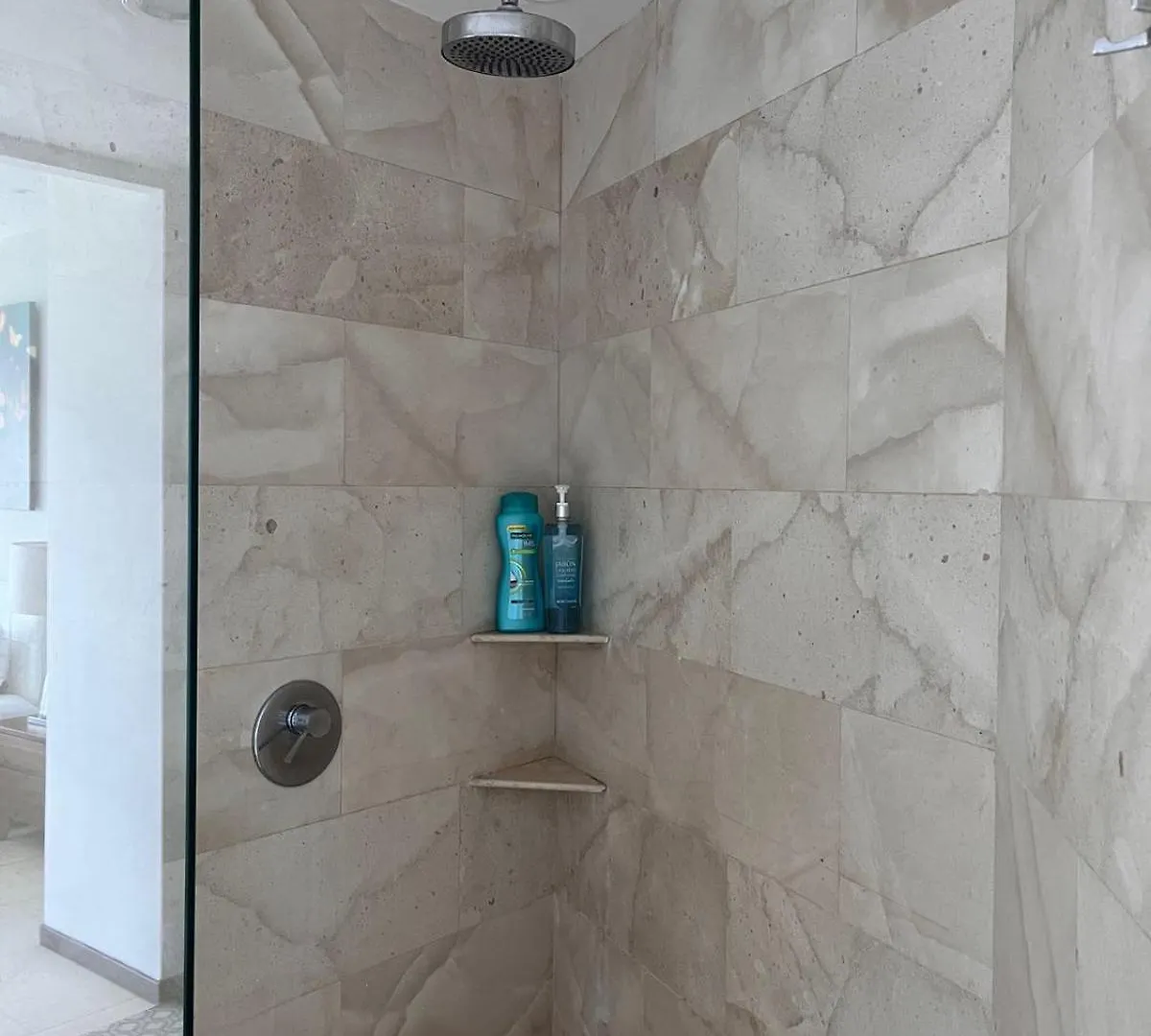 Beach, Pool 3Br Apartment - 8 Guests Cancún Messico