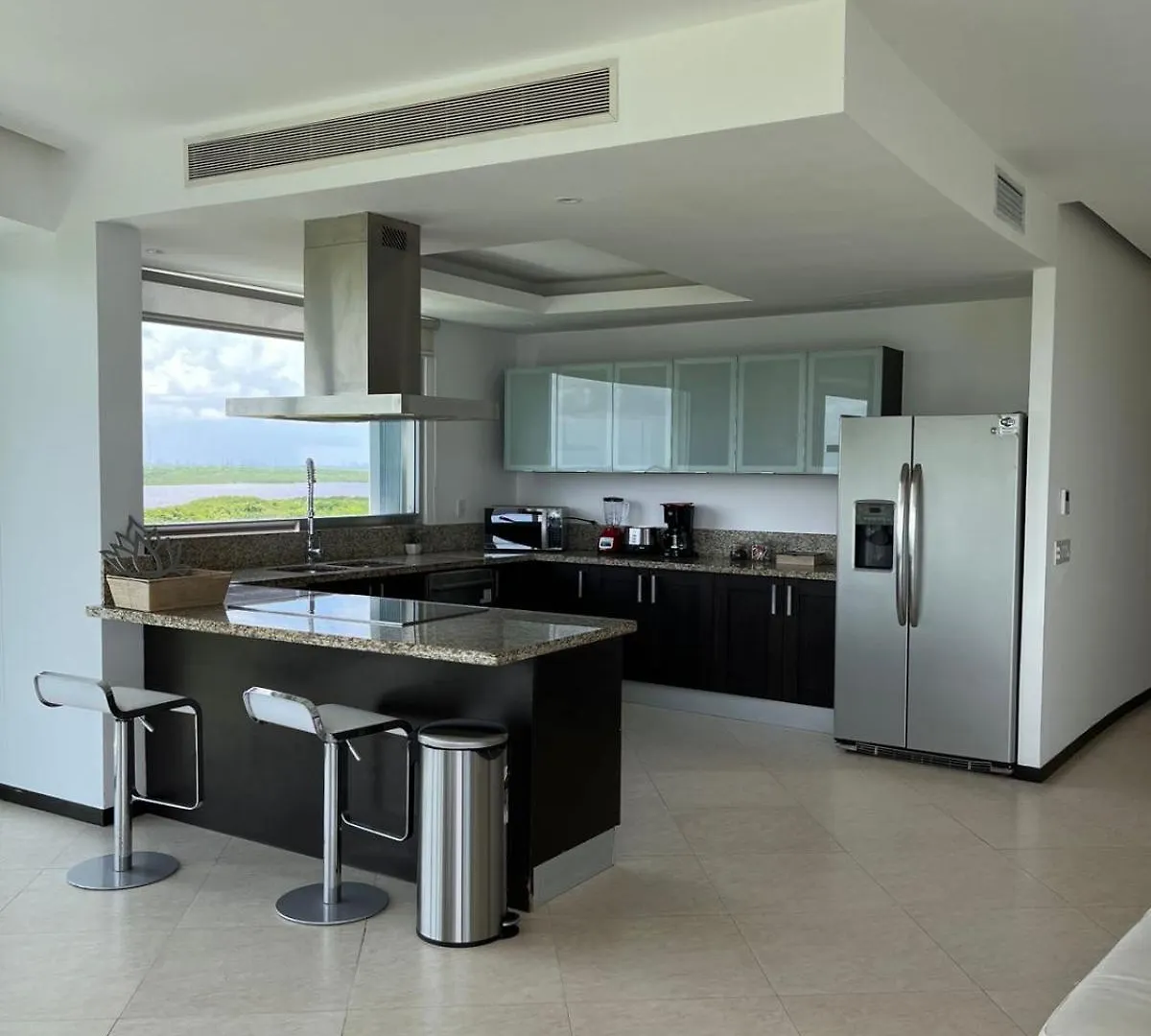 Beach, Pool 3Br Apartment - 8 Guests Cancún Messico